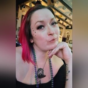 Meet your Posher, Zia